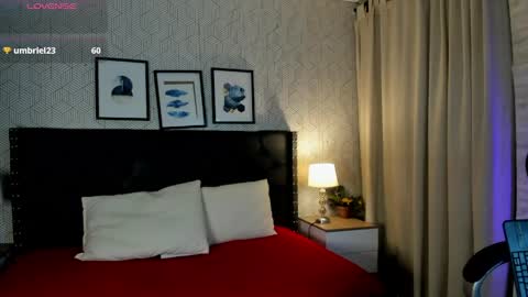 sophie__blare online show from May 20, 7:20 pm