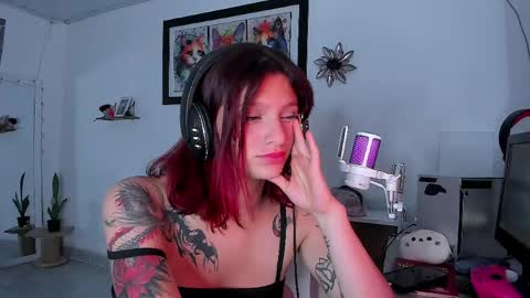 sophie doll online show from April 29, 4:50 am