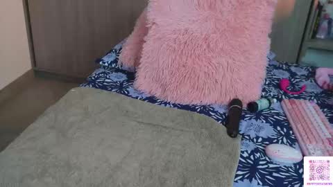 Sophie or Sof online show from March 21, 1:33 am