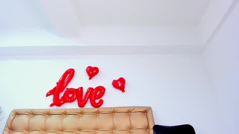 sophie_newton online show from February 26, 6:37 pm