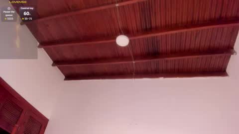 sophie_smith19 online show from December 15, 1:29 pm