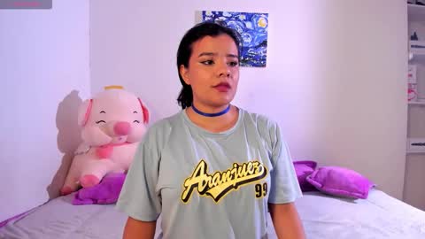 Snapshot of sophie_t_ chatting on September 9, 4:56 am Sofia online show from September 9, 4:56 am