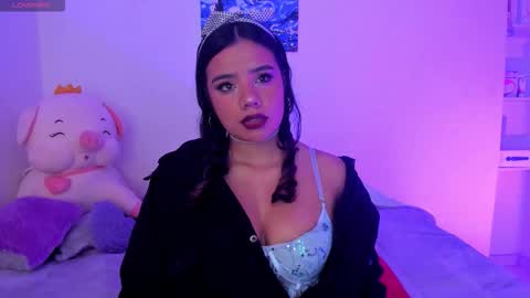 Snapshot of sophie_t_ chatting on September 20, 10:18 am Sofia online show from September 20, 10:18 am