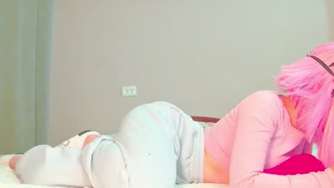 Snapshot of sophiechan69 chatting on September 29, 2:05 pm ShopieChan69 online show from September 29, 2:05 pm