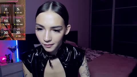 Snapshot of sophiecherrie chatting on September 11, 11:50 pm Sophie online show from September 11, 11:50 pm