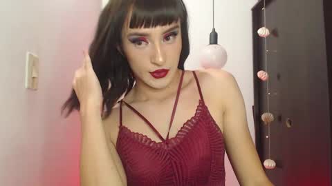 Snapshot of sophiee_s chatting on January 23, 2:23 am Sophie online show from January 23, 2:23 am