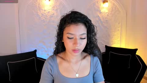 Snapshot of sophiehouston_ chatting on September 25, 2:51 am Sophie Houston online show from September 25, 2:51 am