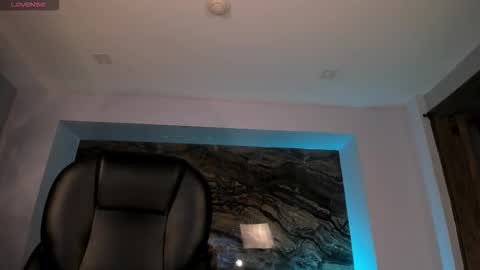 Sophie  Palmer online show from February 8, 12:08 pm