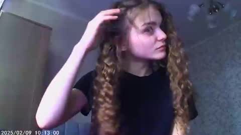 Sophie and my bestie Mandy    online show from February 8, 11:55 am