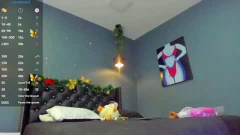 Sophie Taylor online show from January 10, 1:05 pm