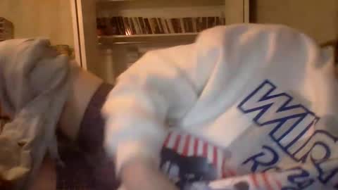 sosofaggot online show from March 1, 2:10 pm