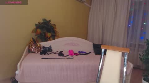 Lisa online show from February 2, 1:25 am