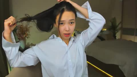 soulharmoonyy online show from October 23, 1:34 pm