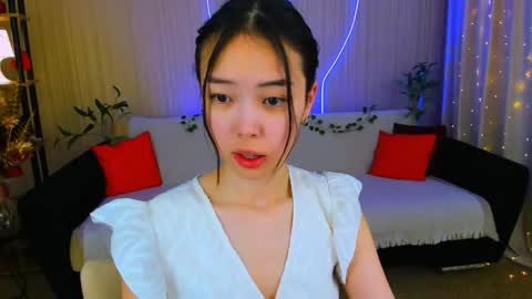 soulharmoonyy online show from April 19, 4:13 am