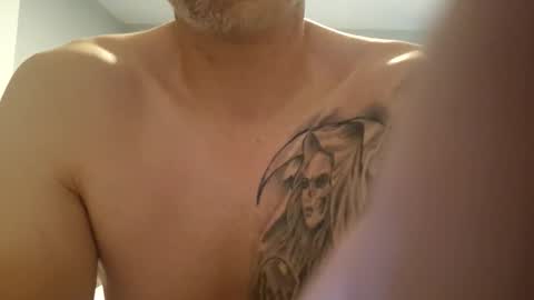 Snapshot of southboy2410 chatting on September 18, 5:17 pm southboy2410 online show from September 18, 5:17 pm