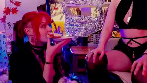 Leah online show from November 30, 3:57 am