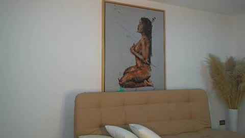 sow_fitt online show from October 20, 11:32 pm