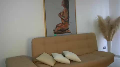 sow_fitt online show from September 24, 8:37 pm