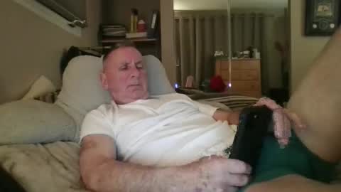 sox1957 online show from February 18, 1:05 am