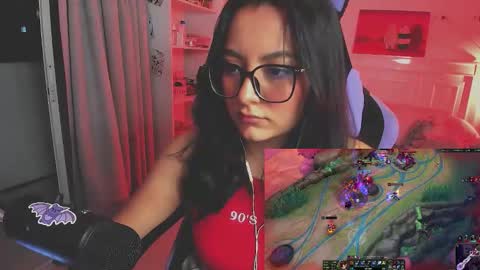Snapshot of soy___lili chatting on September 30, 11:37 pm Lili online show from September 30, 11:37 pm