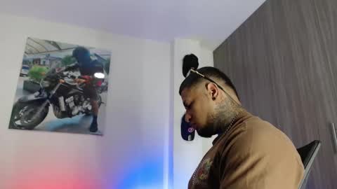 soy_apolo online show from February 5, 7:39 pm