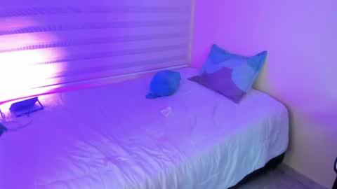 soy_gabrielaa online show from June 24, 1:51 pm