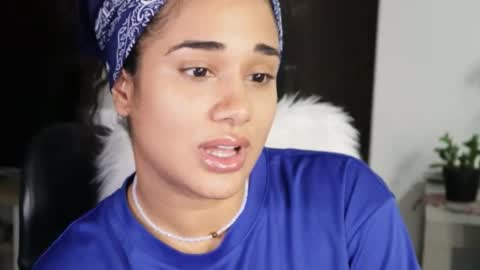 Snapshot of soytropicalfruit chatting on September 25, 12:17 am You want to talk to me more personal follow me in My Channel VIP 50 the discount online show from September 25, 12:17 am