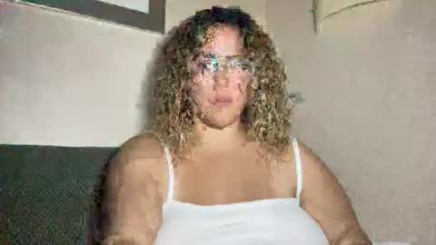 spacebunsxxx online show from December 25, 5:37 am