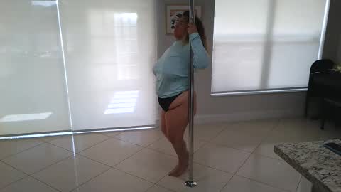 spacebunsxxx online show from November 29, 5:42 pm