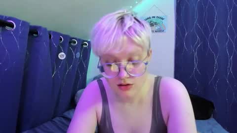 Atticus Pendragon online show from November 20, 4:44 am