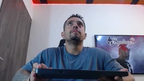     online show from November 27, 5:26 am