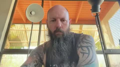 Snapshot of spenderal chatting on October 19, 4:39 am Beard Guy online show from October 19, 4:39 am