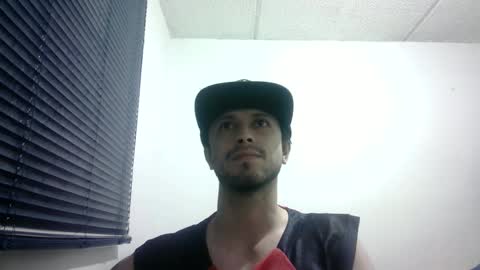 Snapshot of sperm_donor94 chatting on September 26, 12:18 am sperm_donor94 online show from September 26, 12:18 am