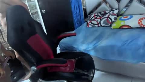 sphiaandmarc online show from January 9, 5:34 am