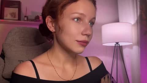 spicy___caramel online show from September 28, 4:49 pm