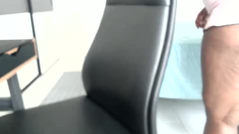 SPICYCHOCSTRAW online show from February 3, 7:07 pm