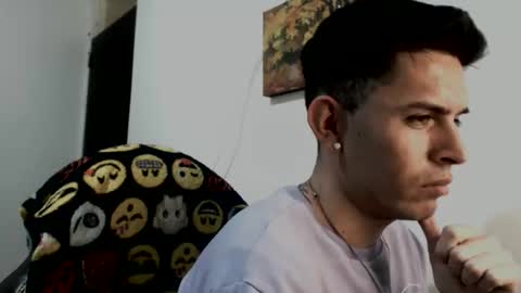 Dave Vargas online show from May 27, 7:00 pm