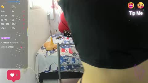 EVA online show from November 7, 5:15 pm