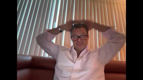 spike69old online show from November 30, 9:22 pm