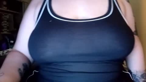 Vanessa Spade online show from June 17, 10:04 pm