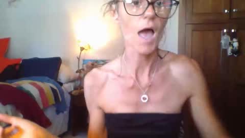 Rose online show from November 3, 3:13 pm