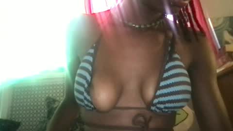 azuraxskinnypapi online show from July 8, 8:45 pm