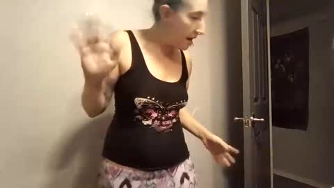 Kova online show from November 18, 12:02 am