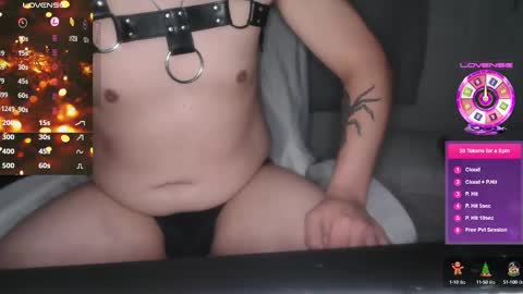 SpunRawBottom77003 online show from December 8, 1:19 am