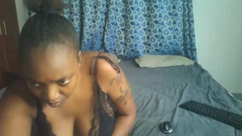 Sexy muna online show from June 29, 7:27 am