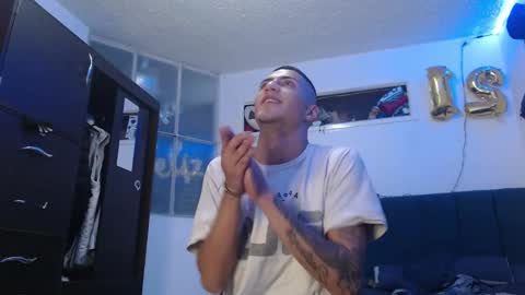 sr_porn01 online show from October 30, 11:33 am