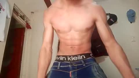 Snapshot of sradicto chatting on September 26, 4:04 pm Flacofitxx online show from September 26, 4:04 pm