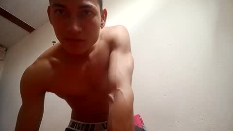 Flacofitxx online show from December 14, 6:25 pm