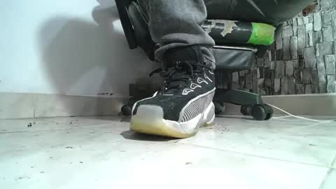 sr master cum its my old account online show from March 26, 1:11 am