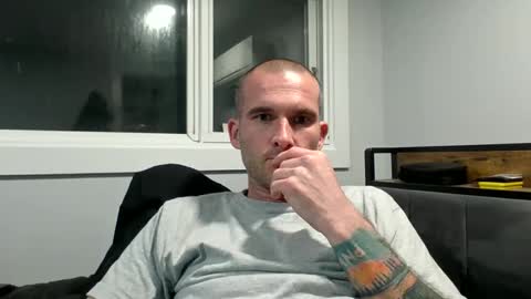 sscccooottt online show from May 15, 6:33 am